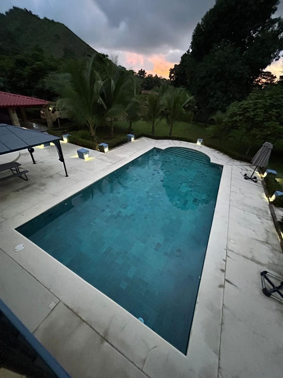 Casa Lapa Herradura con piscina grande privada Bed and Breakfast in Herradura