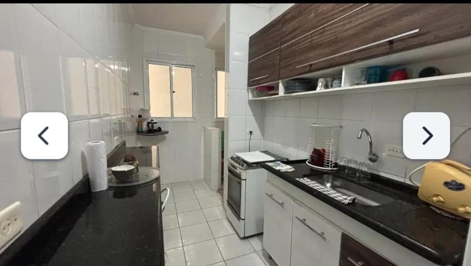 Praia Grande Canto Do Forte Apartment 500 meters from the beach Apartment in State of São Paulo