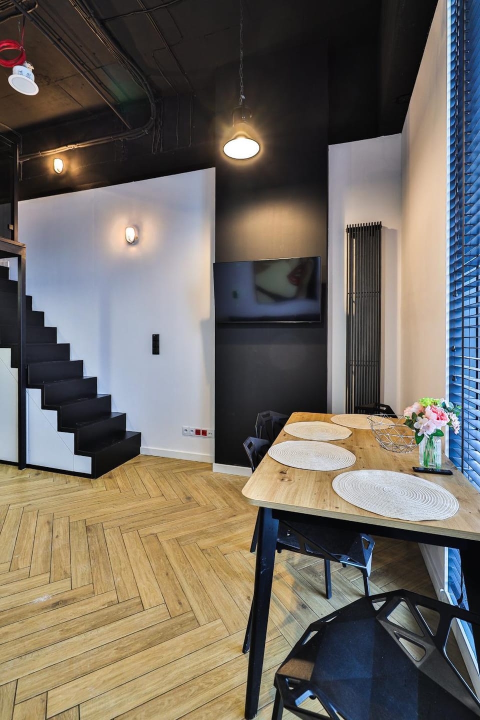 Living room, Seating area, Dining area