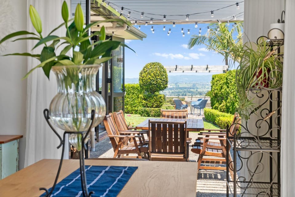 View (from property/room), Balcony/Terrace, Seating area, Dining area