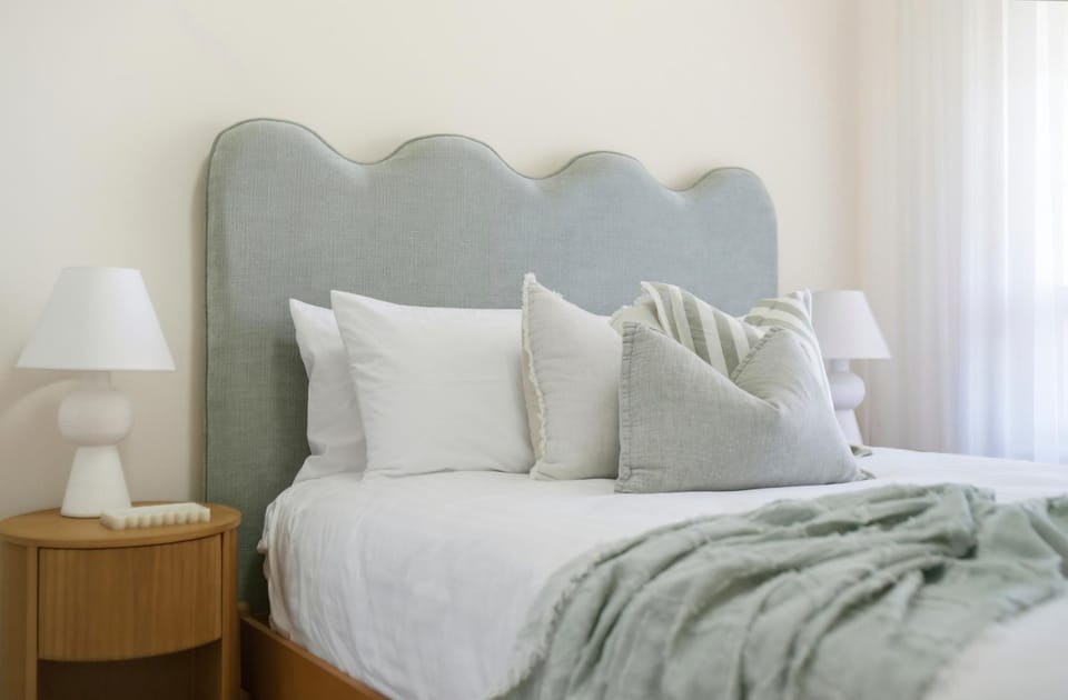 Belle Escapes - Luxe Townhouse Retreat House in Adelaide
