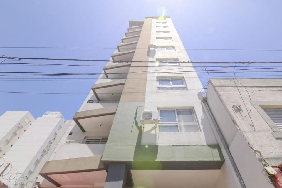 Monoambiente Hipólito Irigoyen con cochera - Santa Fe Apartment in Santa Fe