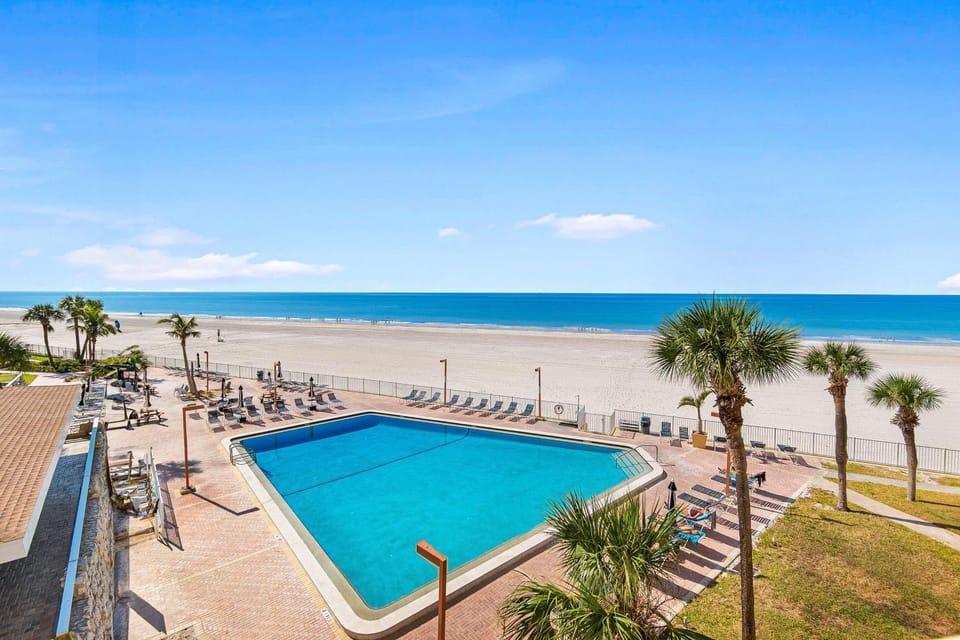 Redington Towers 7D House in Redington Shores