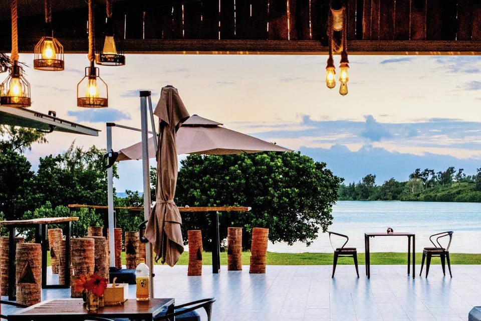 Restaurant/places to eat, Dining area