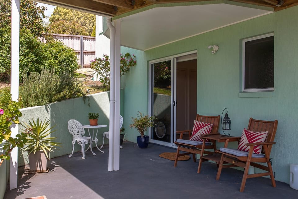 Isle of Views 2km to MONA House in Glenorchy