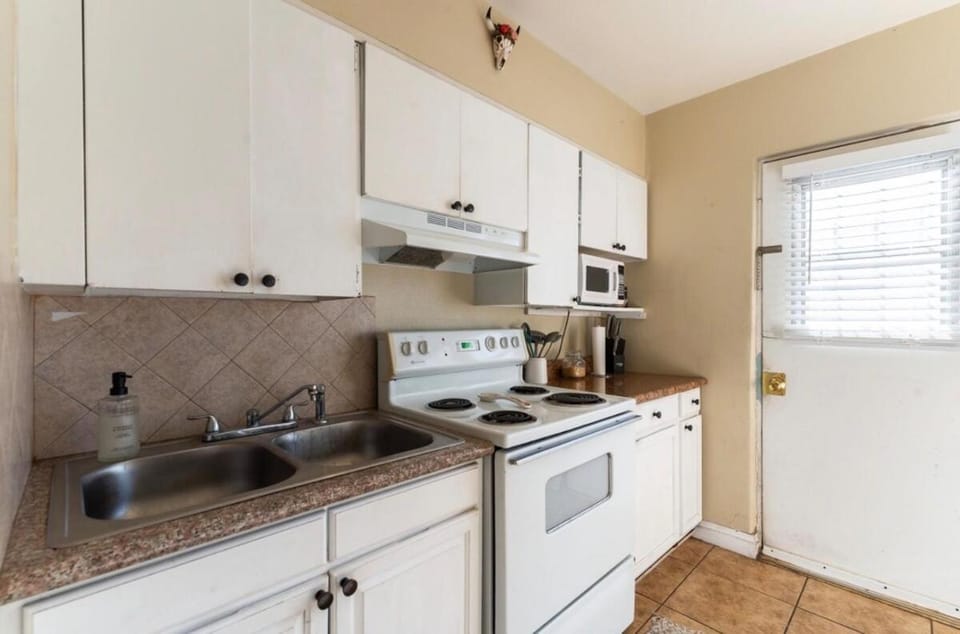 Free Parking near Strip Cozy 1Br House in Las Vegas