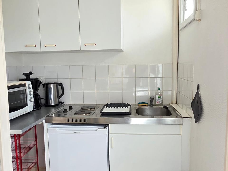 Studio avec Wifi, jardin et parking, près des Thermes - FR-1-541-184 Apartment in Nouvelle-Aquitaine