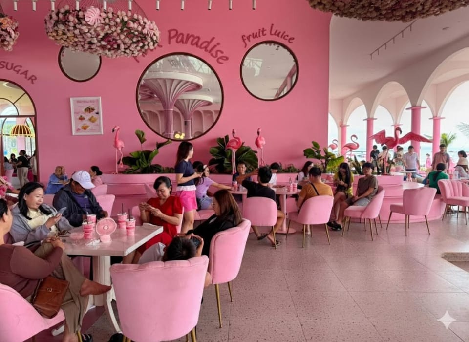 Restaurant/places to eat, Restaurant/places to eat