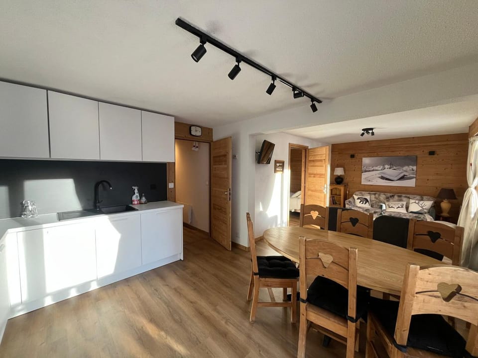 Appartement cosy à Châtel avec balcon, 3 chambres, wifi, garage - FR-1-198-270 Apartment in Châtel