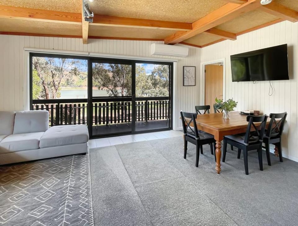 Doon It Right House in Bonnie Doon