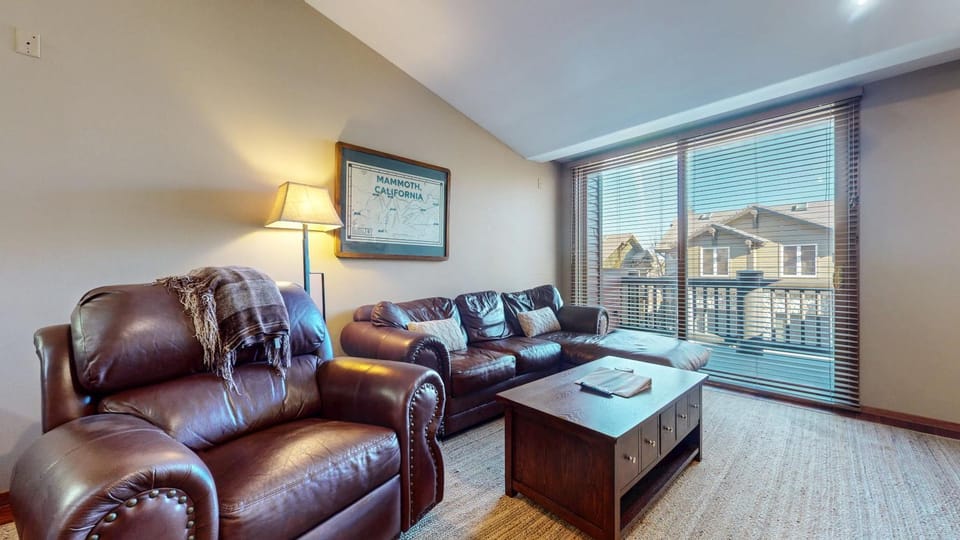 Snowcreek V #1002 condo Apartment in Mammoth Lakes