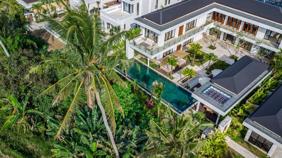 Property building, Bird's eye view, Garden view