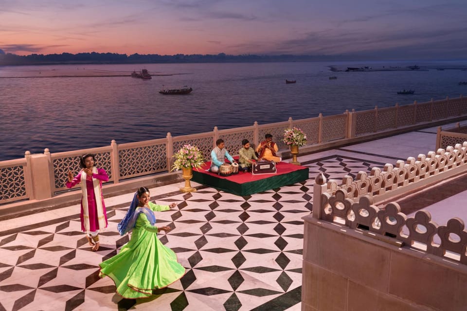 Nearby landmark, People, Natural landscape, Activities, View (from property/room), Balcony/Terrace, River view, group of guests, wedding