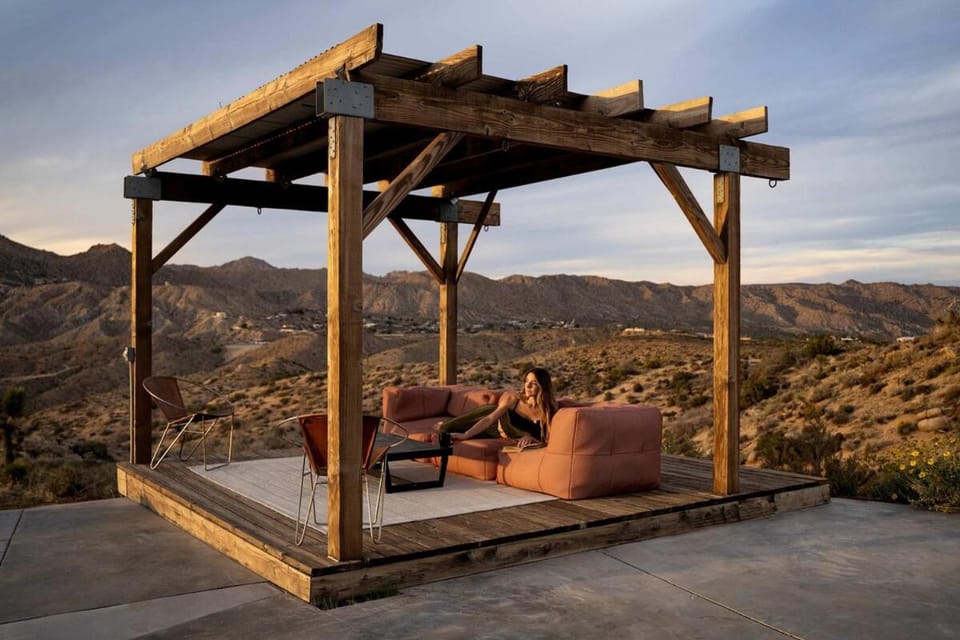 Pool & Spa on 112 Secluded Acres Hawkeye Dome Apartment in Yucca Valley