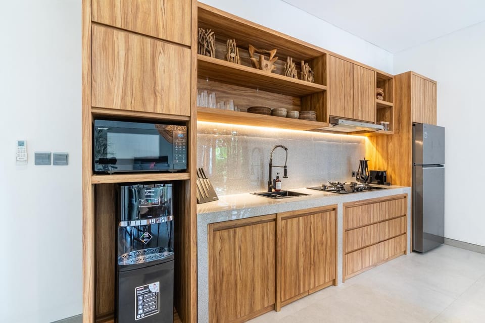 microwave, oven, stove, kitchen