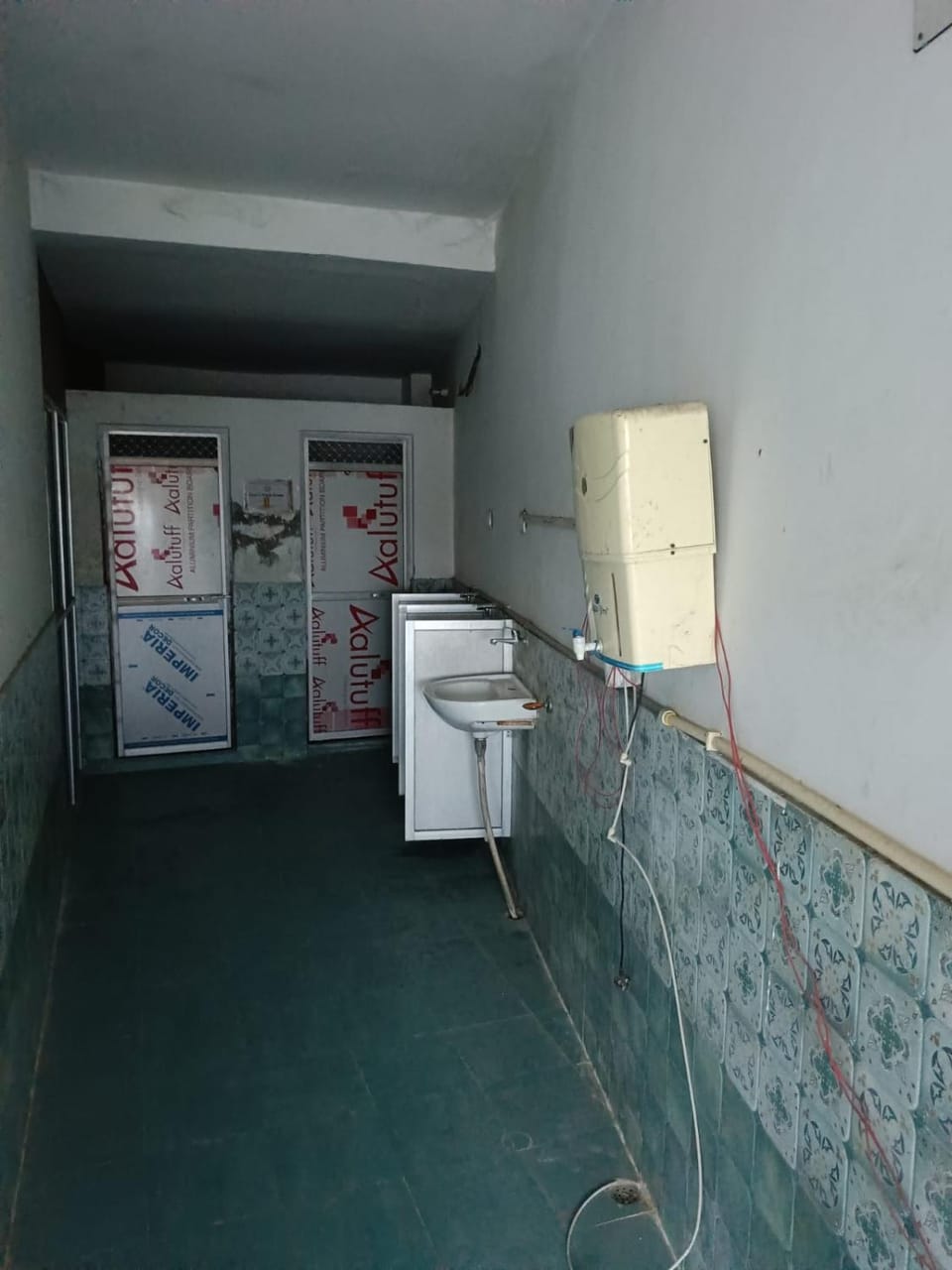 Commercial space available for rent lease Apartment in Varanasi