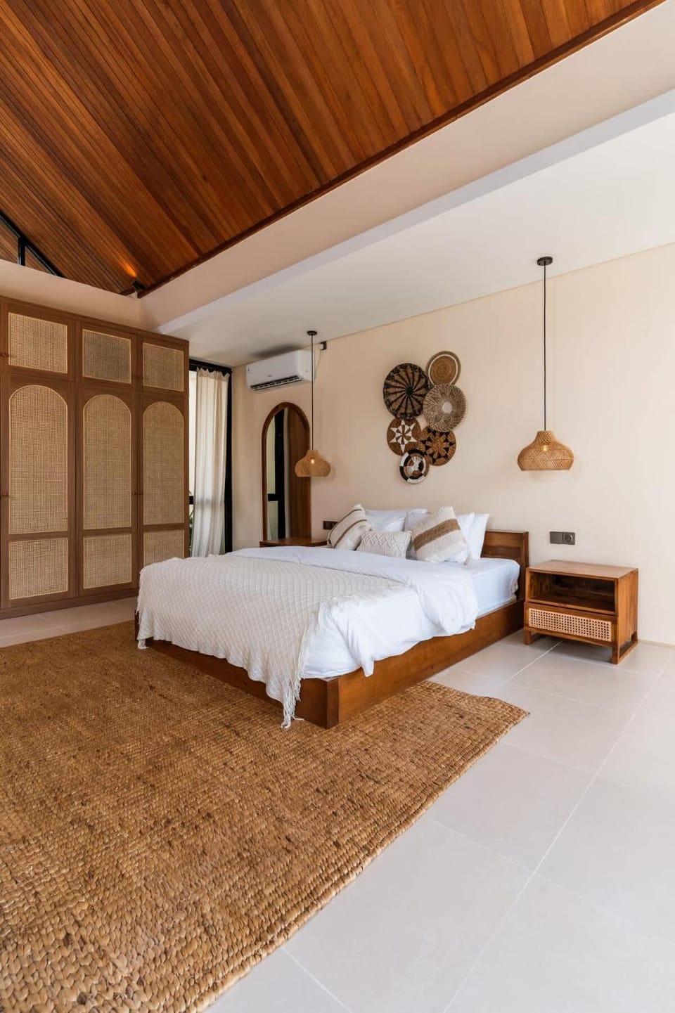 Serene Jungle Villa Private Pool and Work Space Villa in North Kuta