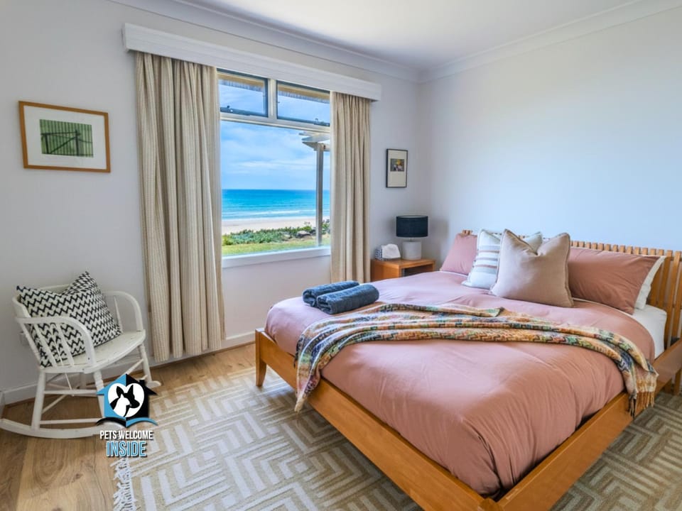 Aldinga Stunning Sea View-2BR Retro Vibe House in Adelaide