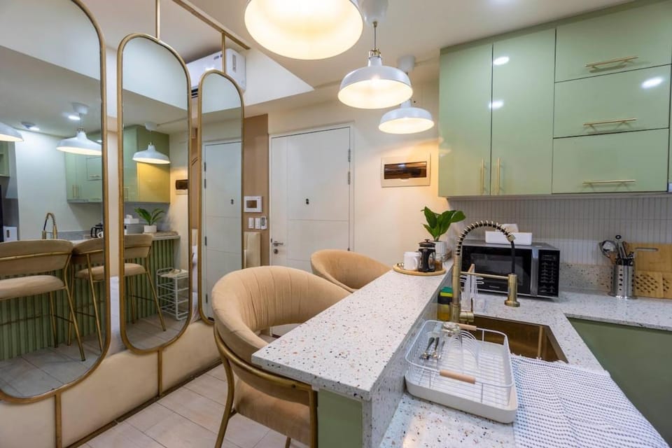 Uptown BGC Residences by ChiKat Apartment in Makati