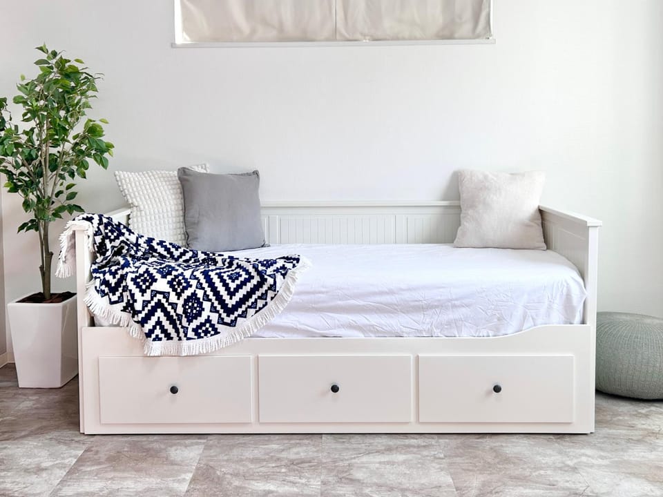 Bed, Bedroom