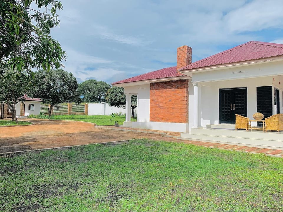 Property building, Garden, Garden view