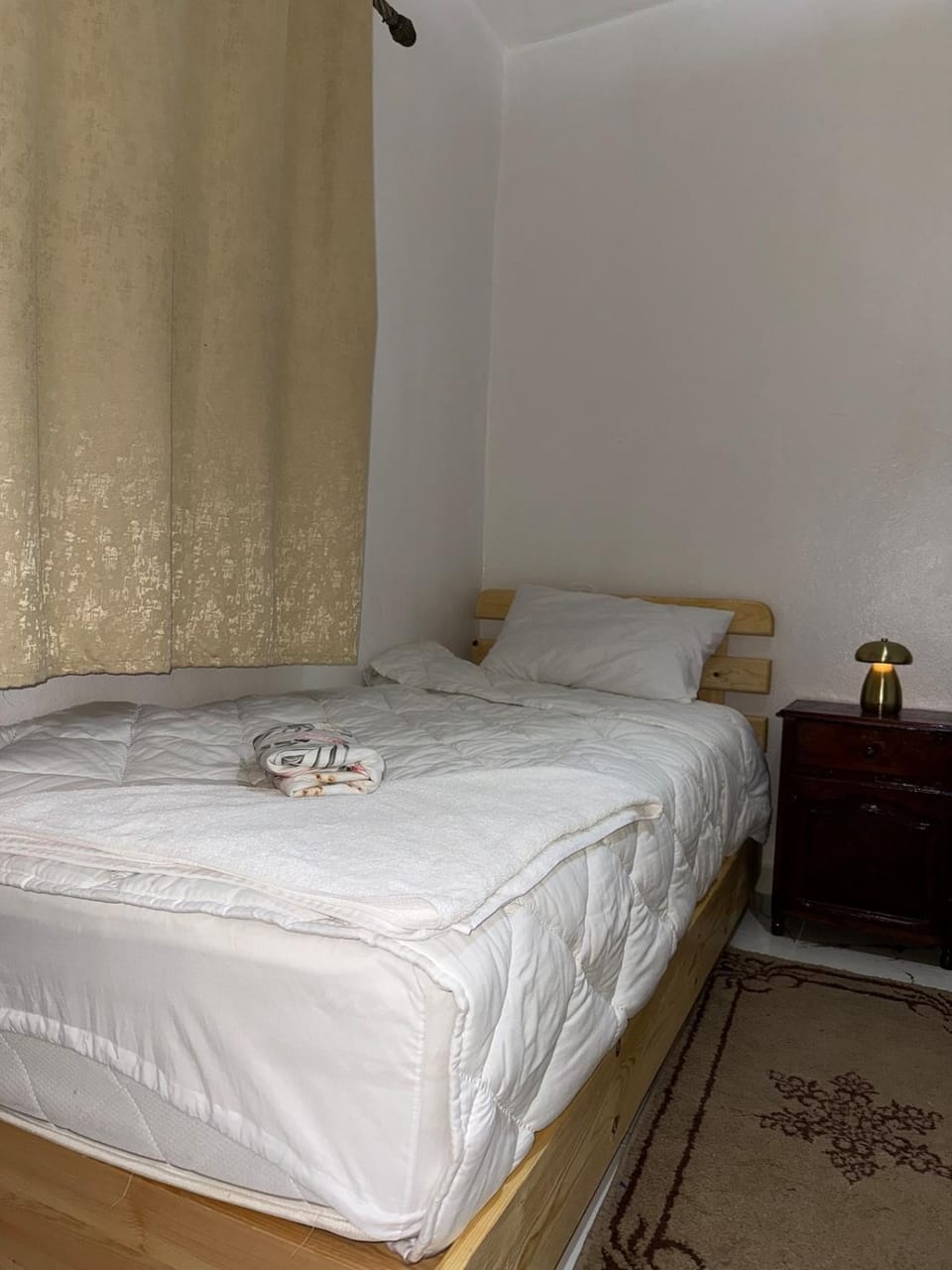 Private double or twin room with shared bathroom Apartment in Souss-Massa