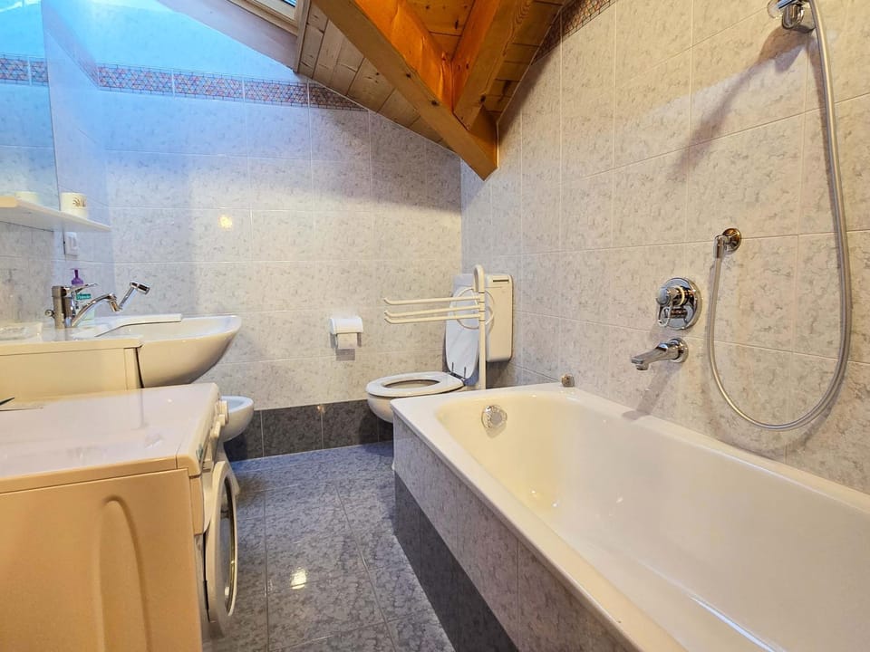 Bathroom, Bath