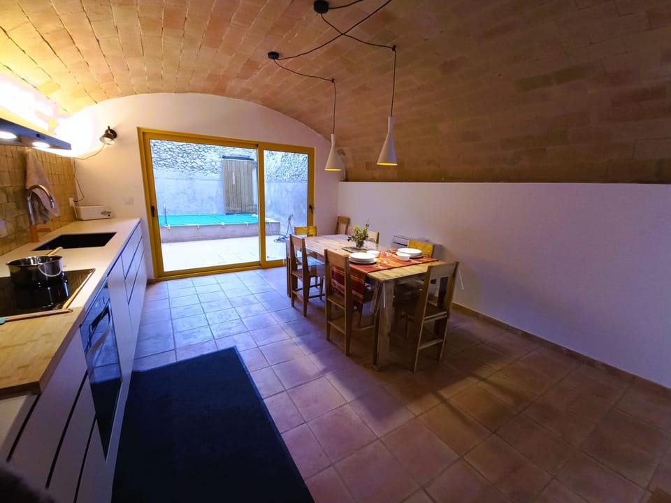 Casa Groga House in Alt Empordà