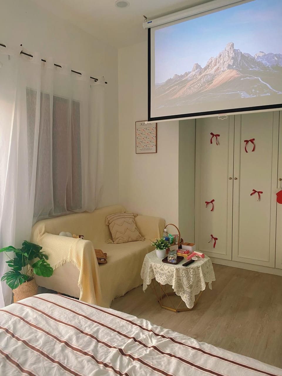 Studio ban công sáng gần Q1 cách sân bay 4km Bed and Breakfast in Ho Chi Minh City