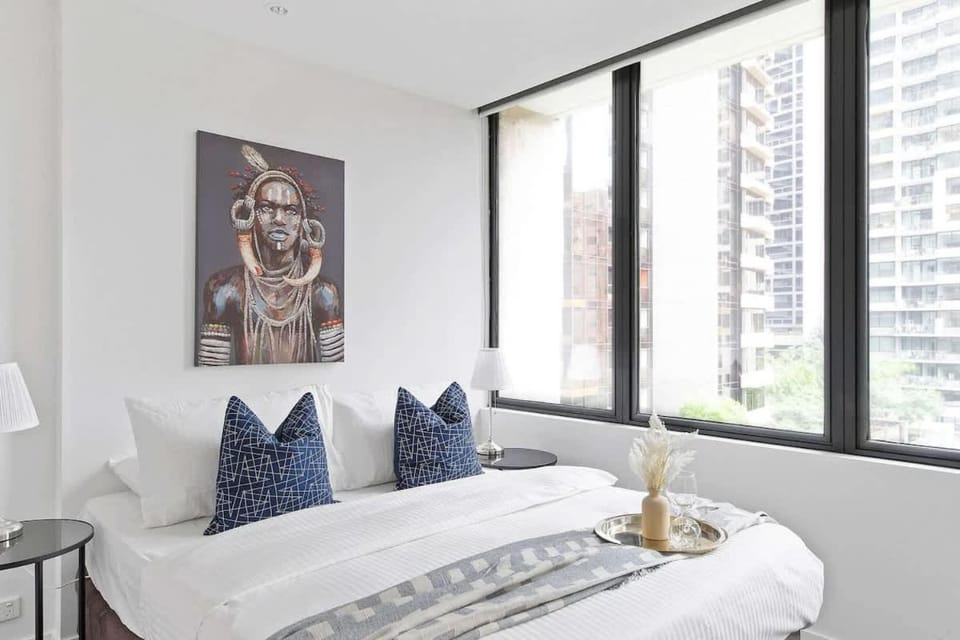 A Spacious 2BR Apt Walk to Southern Cross Station Apartment in Melbourne