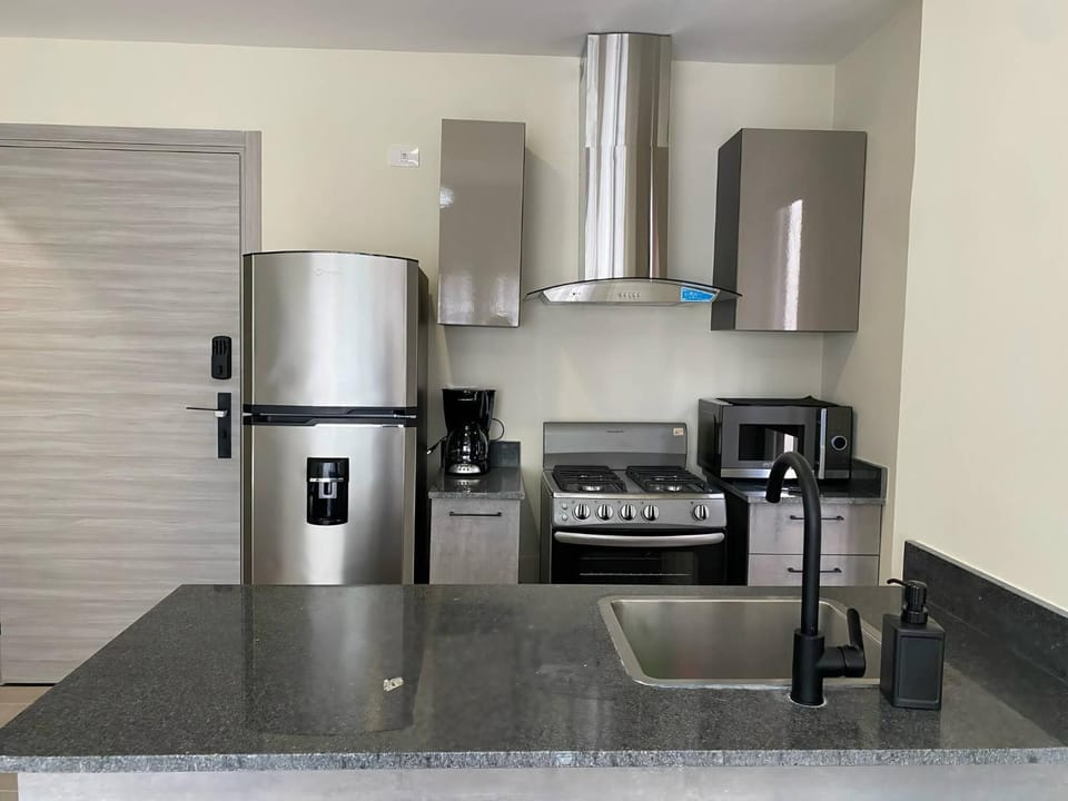 microwave, oven, kitchen