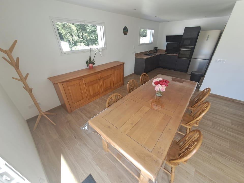 Maison climatisée 6 personnes plain pied de 2025 à Plestin-les-Grèves House in Plestin-les-Grèves