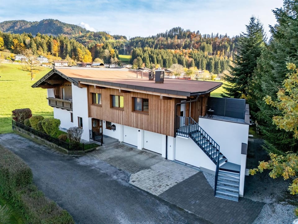 Property building, Day, Natural landscape, Mountain view