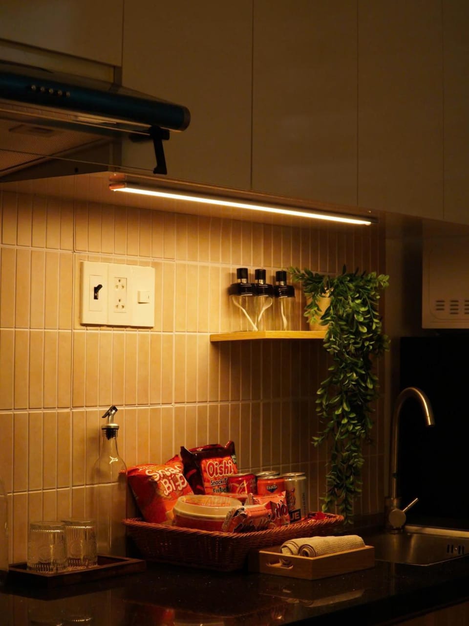 Kitchen or kitchenette, Food and drinks, Food