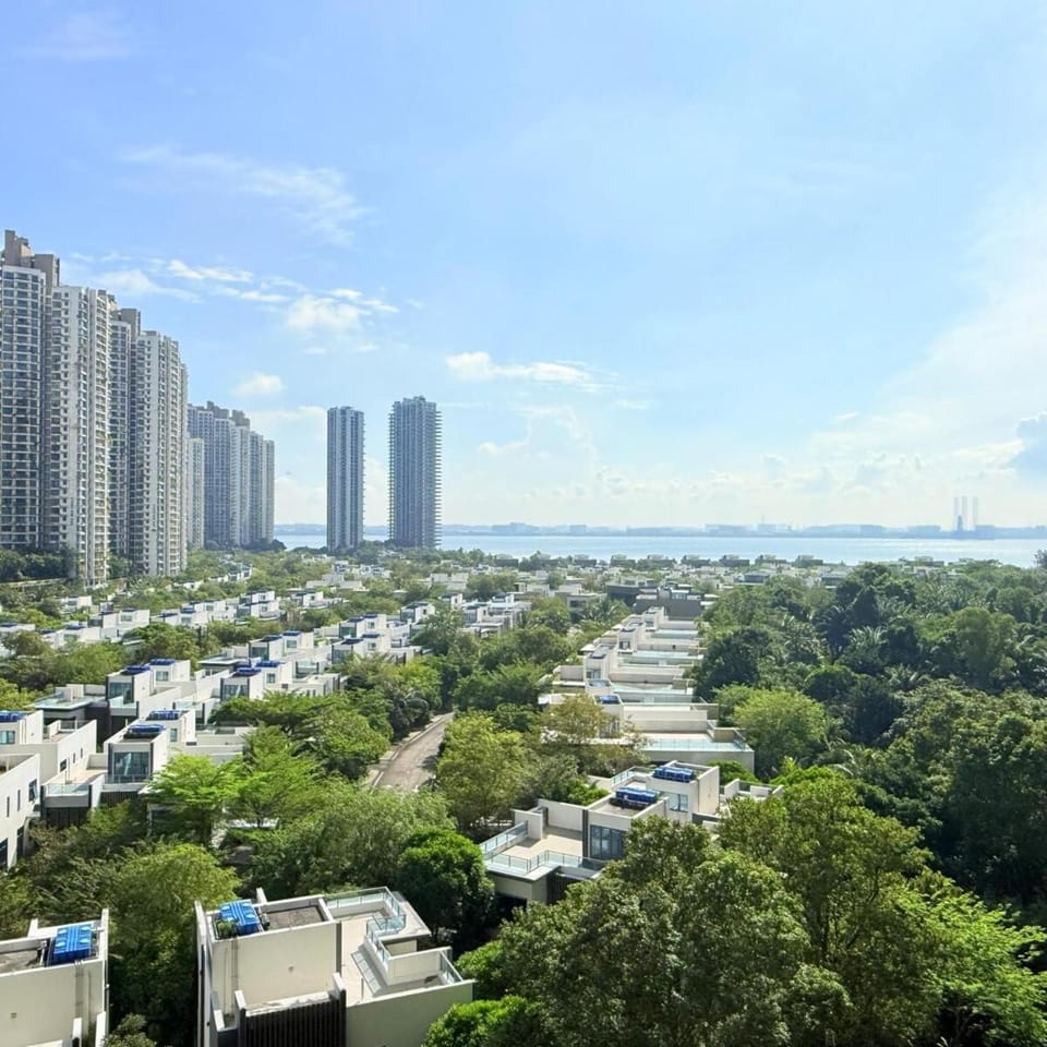 Regalia Park Block B Sea View 2B2R 6 Pax Apartment in Johor