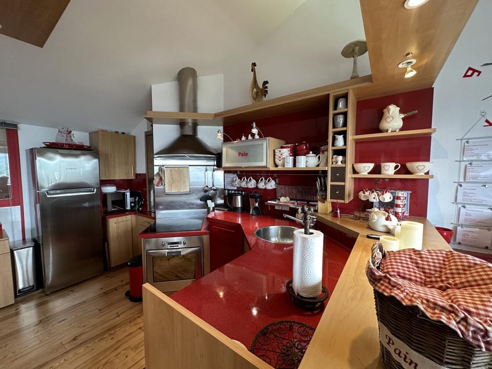 Kitchen or kitchenette, oven, stove