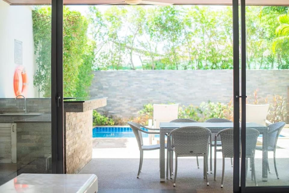 Villa L Light-Filled 2-Story Retreat in Plai Laem Villa in Ko Samui