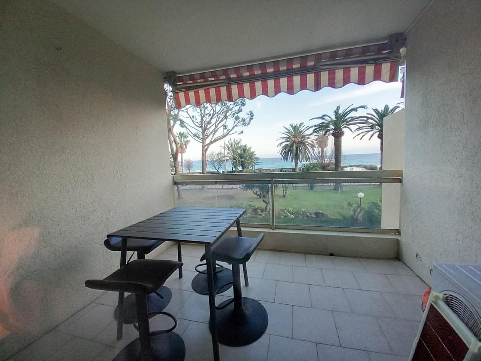 View (from property/room), Balcony/Terrace