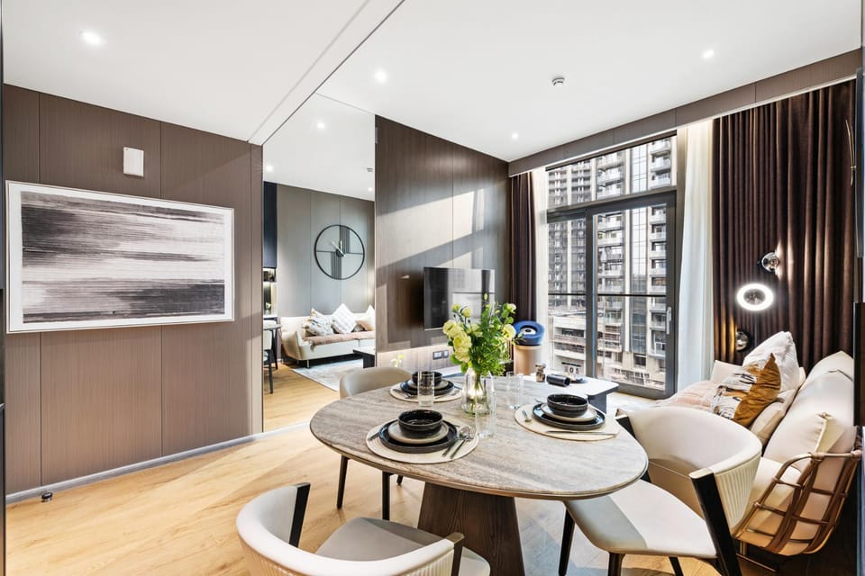 Ultra Luxury! Burj Crown ! 1BR ! Beautiful View Apartment in Dubai