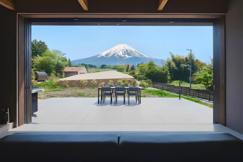 BBQ facilities, Living room, Mountain view