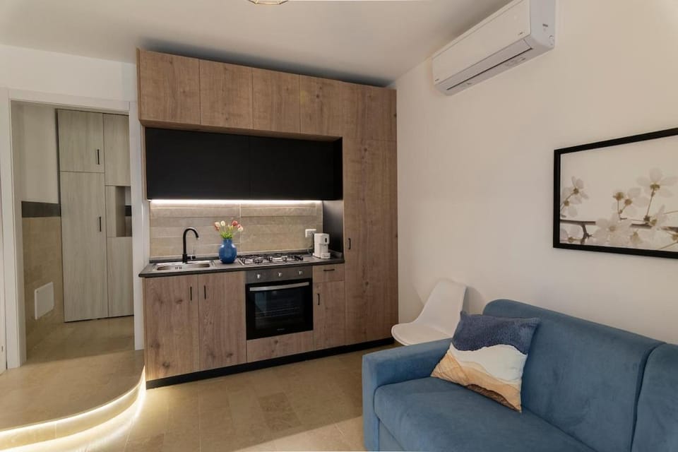 Elegante appartamento ristrutturato a pochi passi dal mare e dal centro Apartment in Pozzallo