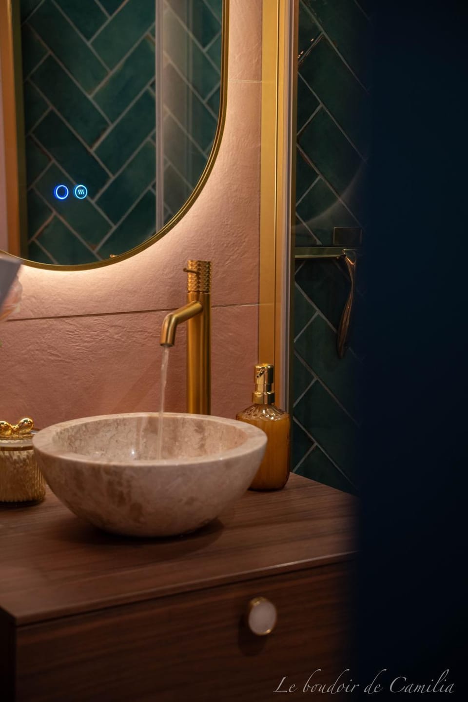 Le Boudoir Apartment in Mougins