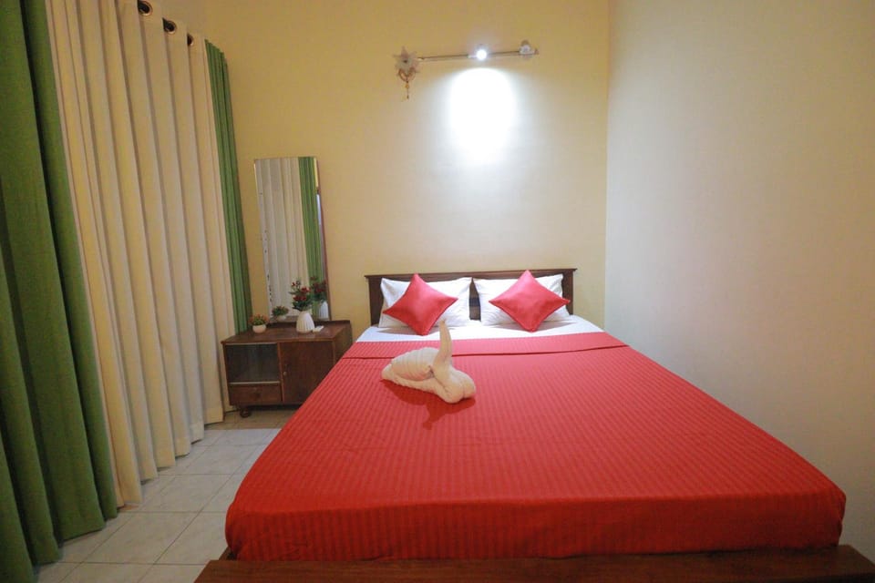 Shani Villa Bed and Breakfast in Negombo