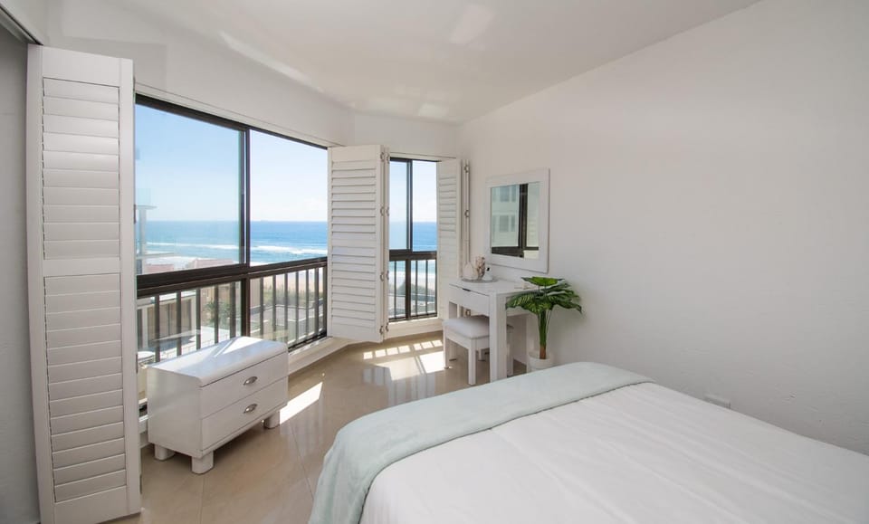 Bed, Natural landscape, View (from property/room), Balcony/Terrace, Photo of the whole room, Bedroom, Sea view