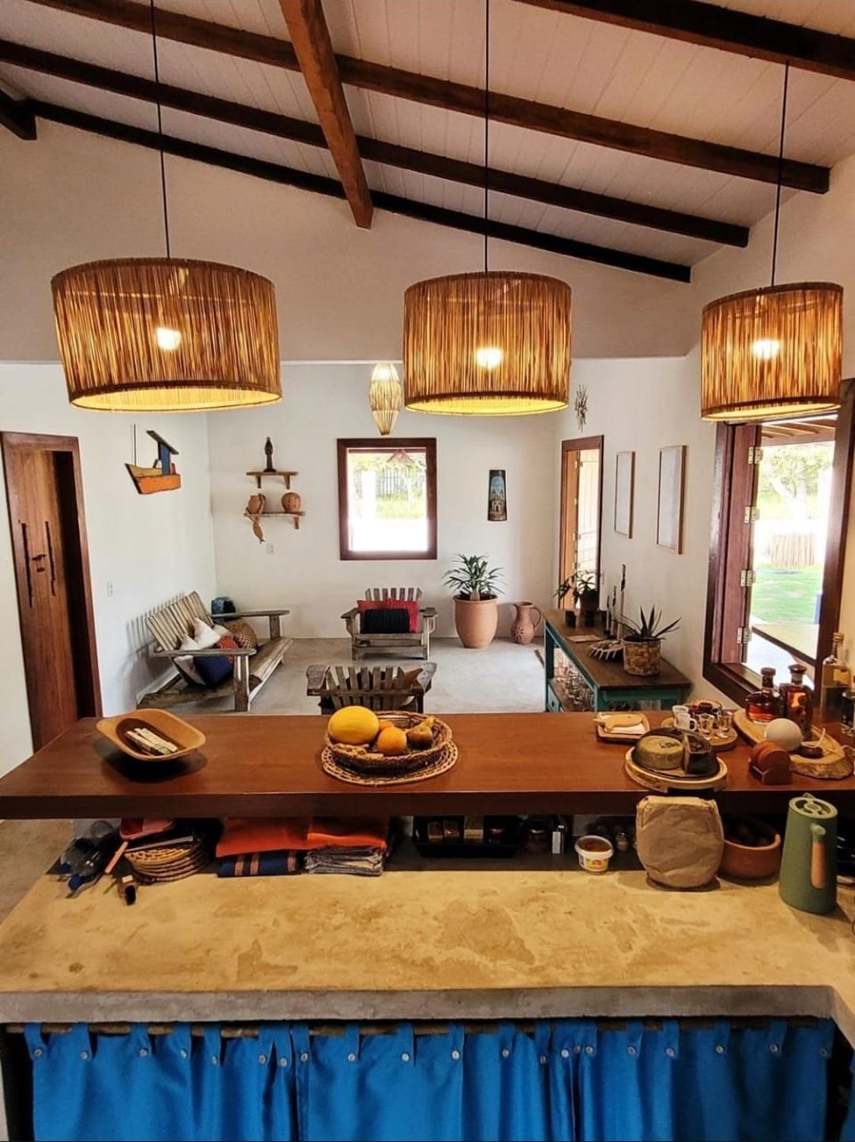 Kitchen or kitchenette, Kitchen or kitchenette, Living room, Food and drinks, Seating area, Dining area