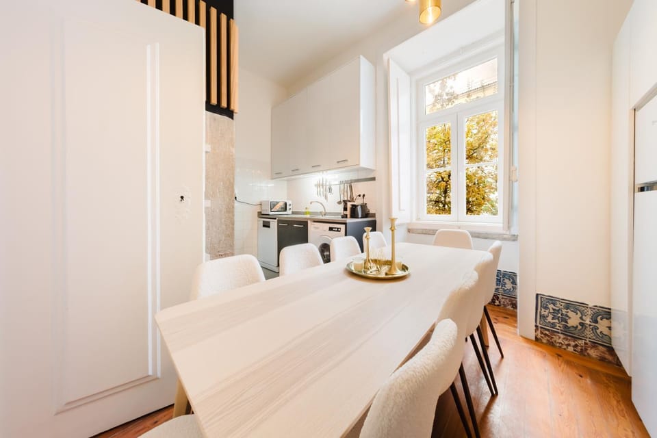 City Center Iconic 6BR Luxury Stay Apartment in Lisbon