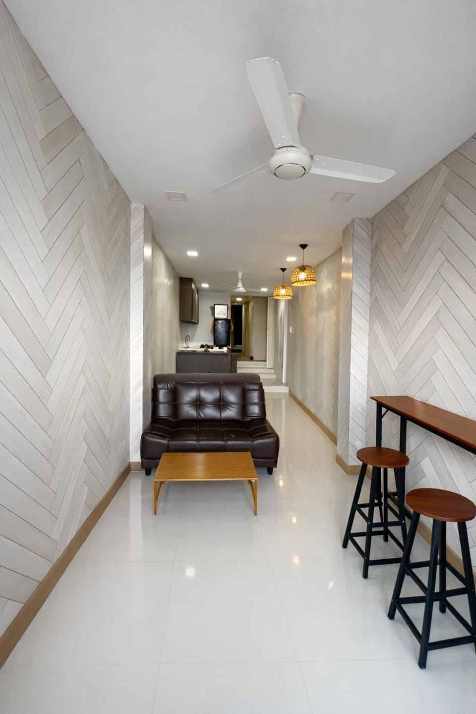 TV and multimedia, Living room, Seating area, air conditioner