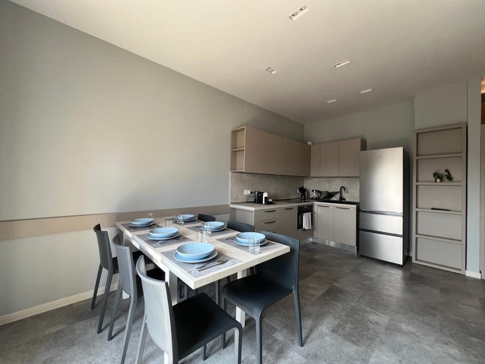 Kitchen or kitchenette, Dining area, stove, stove, kitchen