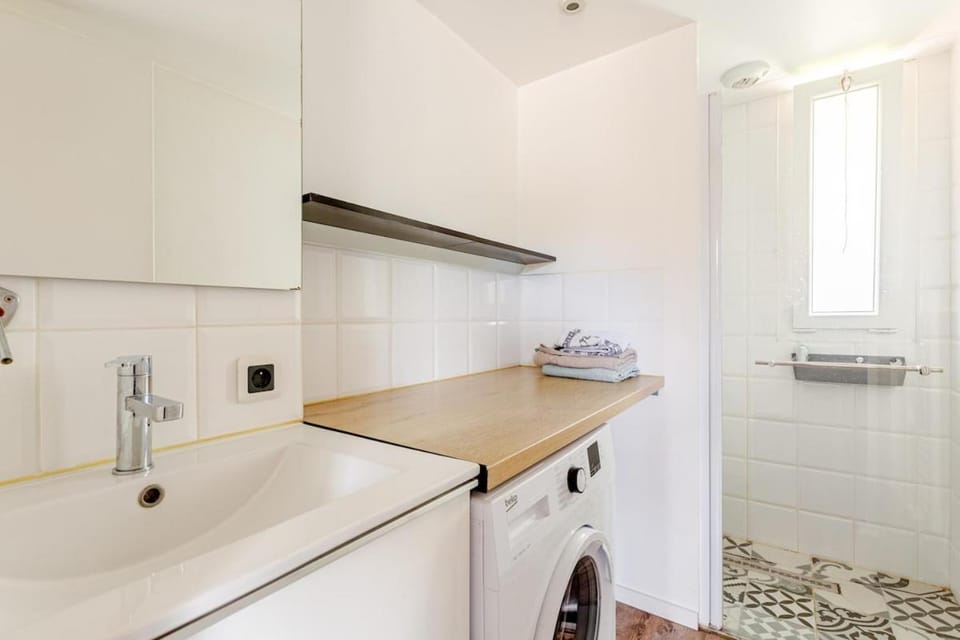 L'Atelier du Clos avec Jacuzzi House in Nouvelle-Aquitaine