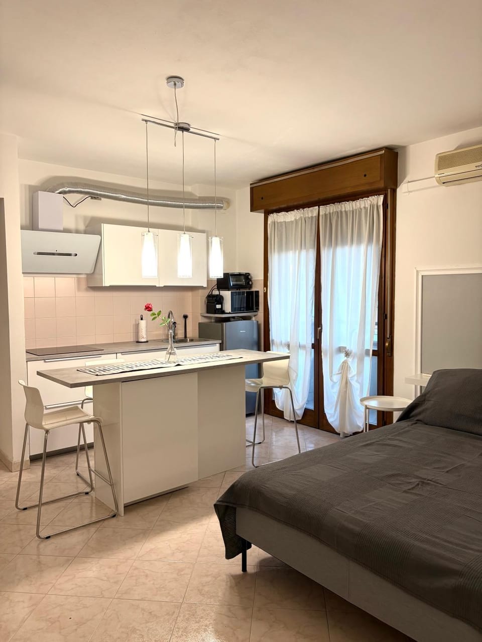 Mono Camelia Apartment in Lombardy